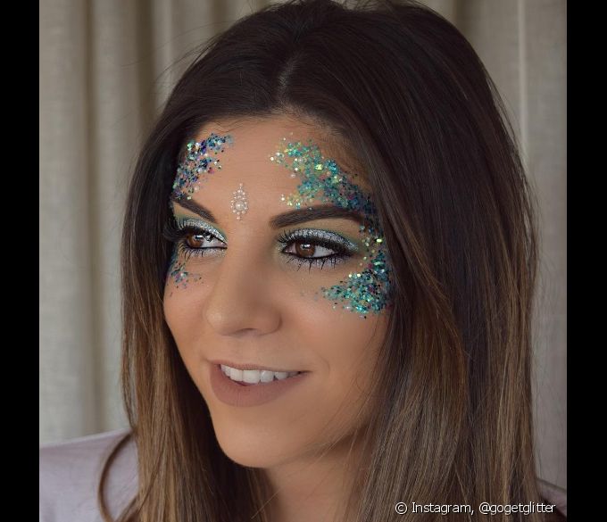 Carnaval 2018 veja as tend u00eancias de maquiagem que v u00e3o bombar nos dias de folia! Blog Adélia Armario Para Cozinha Casas Bahia ~ Carnaval 2018 veja as tend u00eancias de maquiagem que v u00e3o bombar nos dias de folia! Blog Adélia